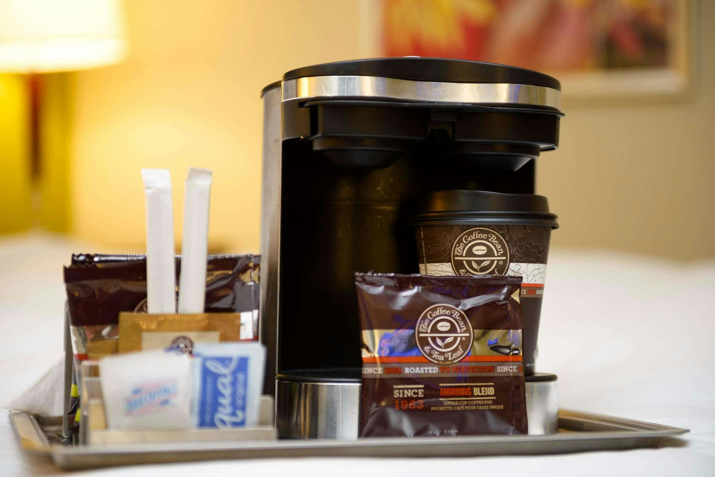 Hotel Hilton Woodland Hills/Los Angeles photo 4