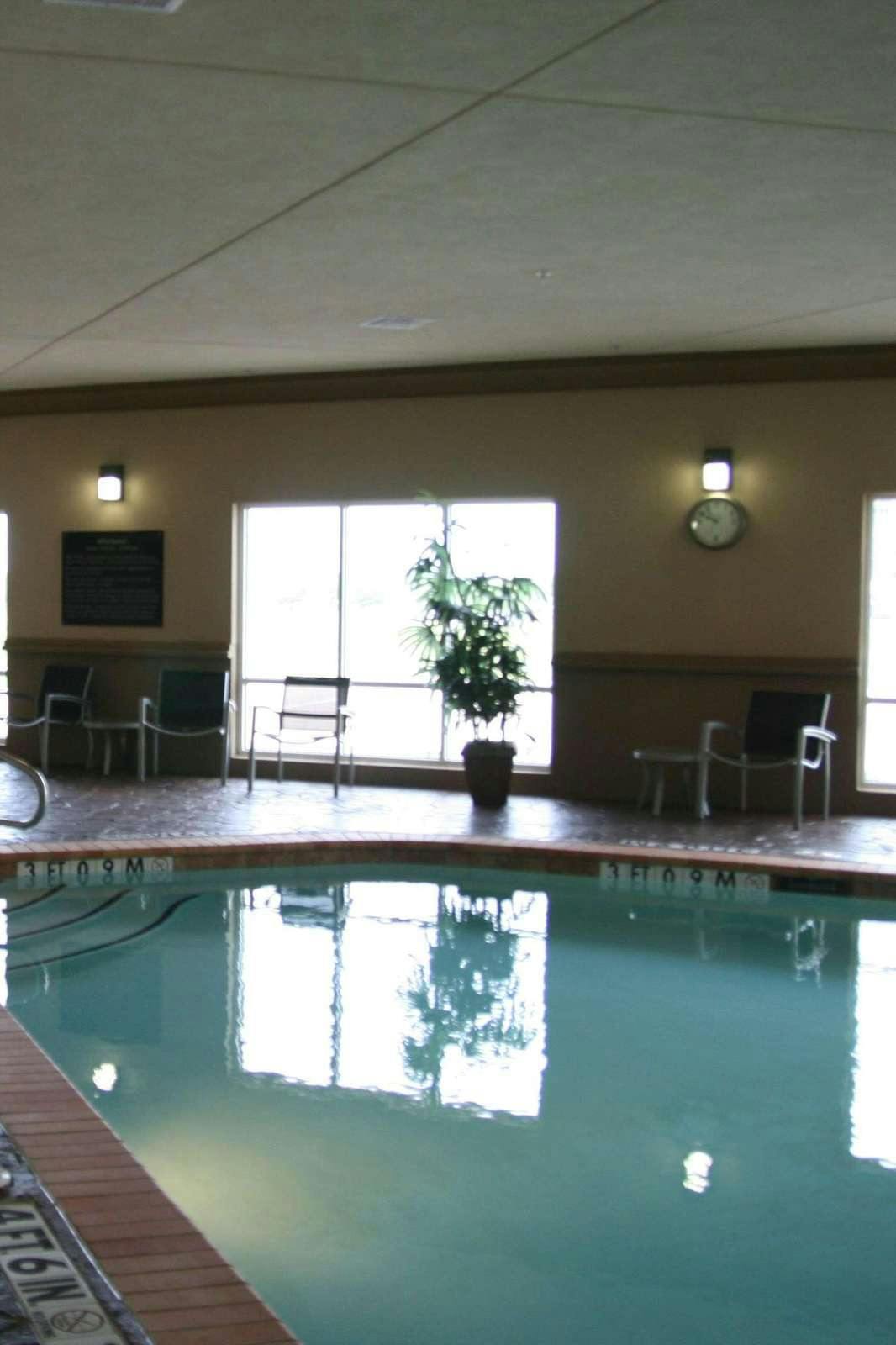 Hotel Hampton Inn & Suites Cleburne photo 5