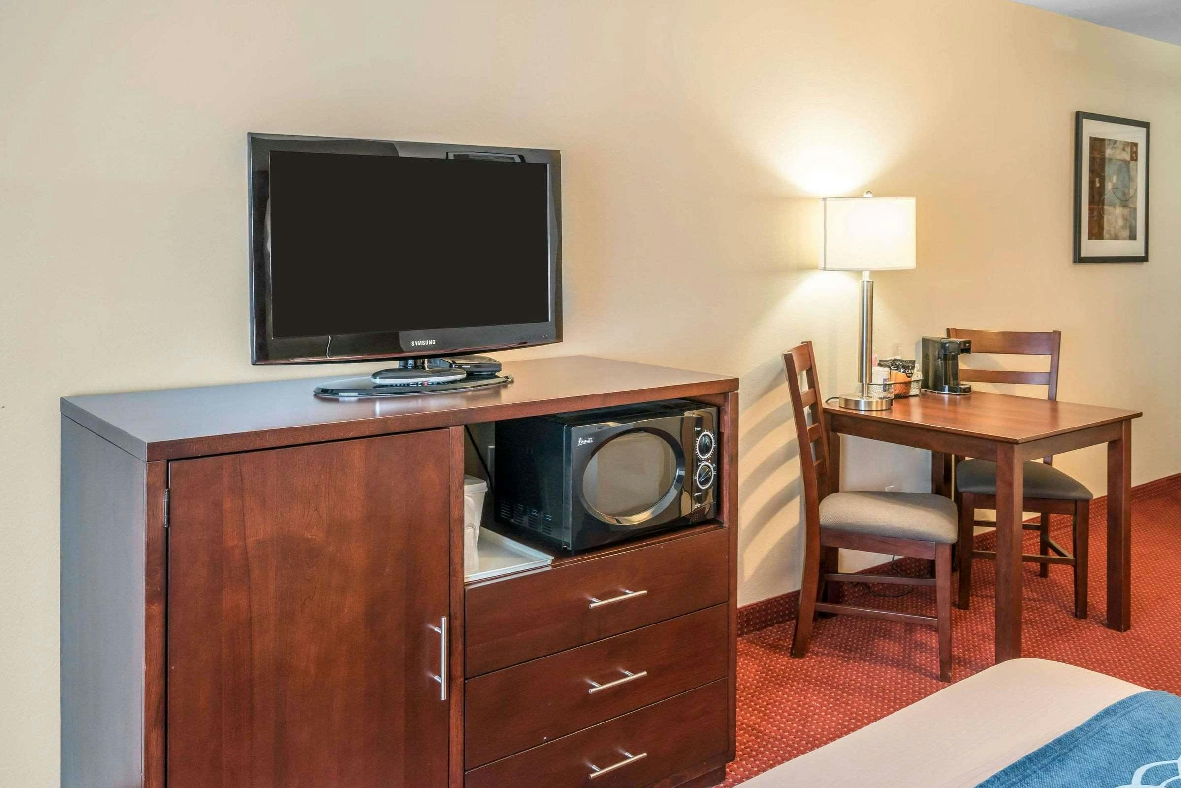 Hotel Comfort Inn Lacey - Olympia photo 4