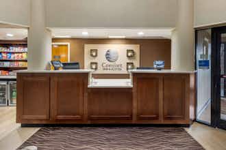 Hotel Comfort Inn & Suites Hamilton Place photo 4