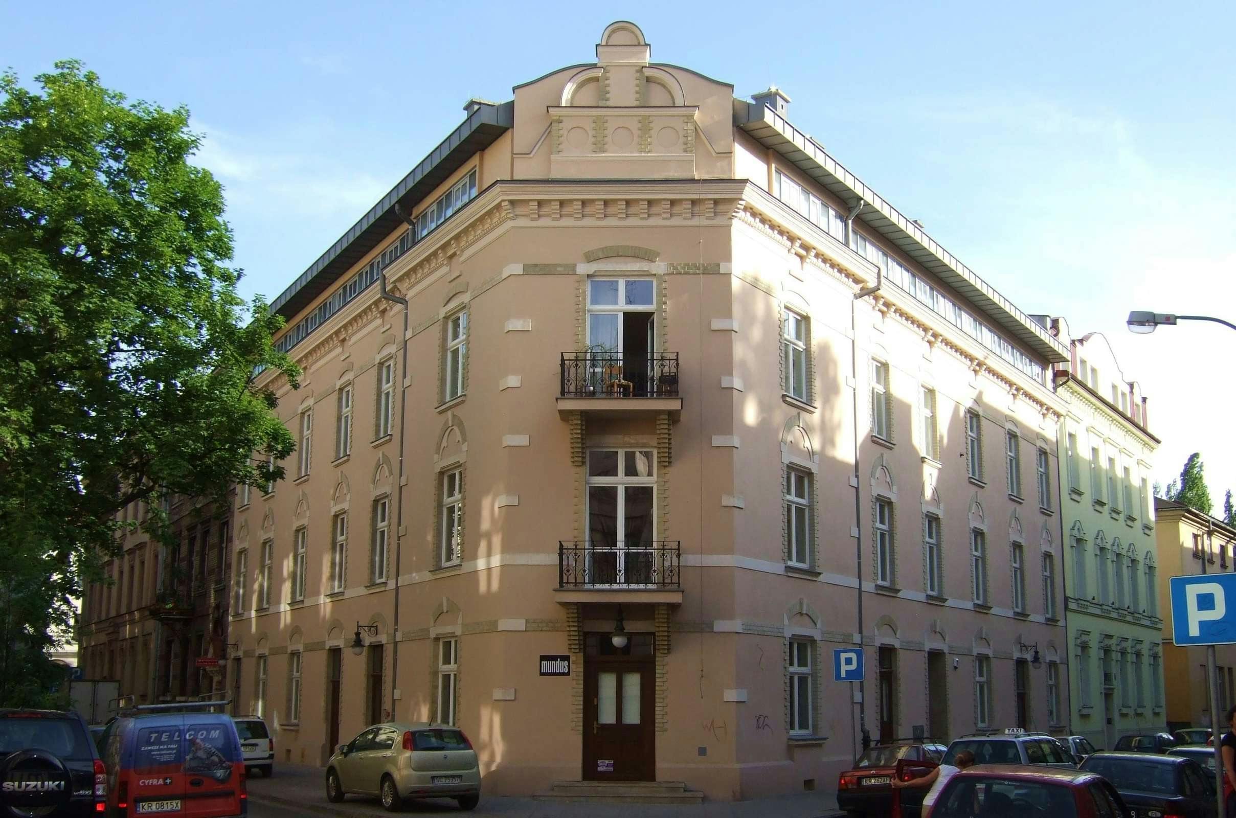 Crystal Suites Old Town