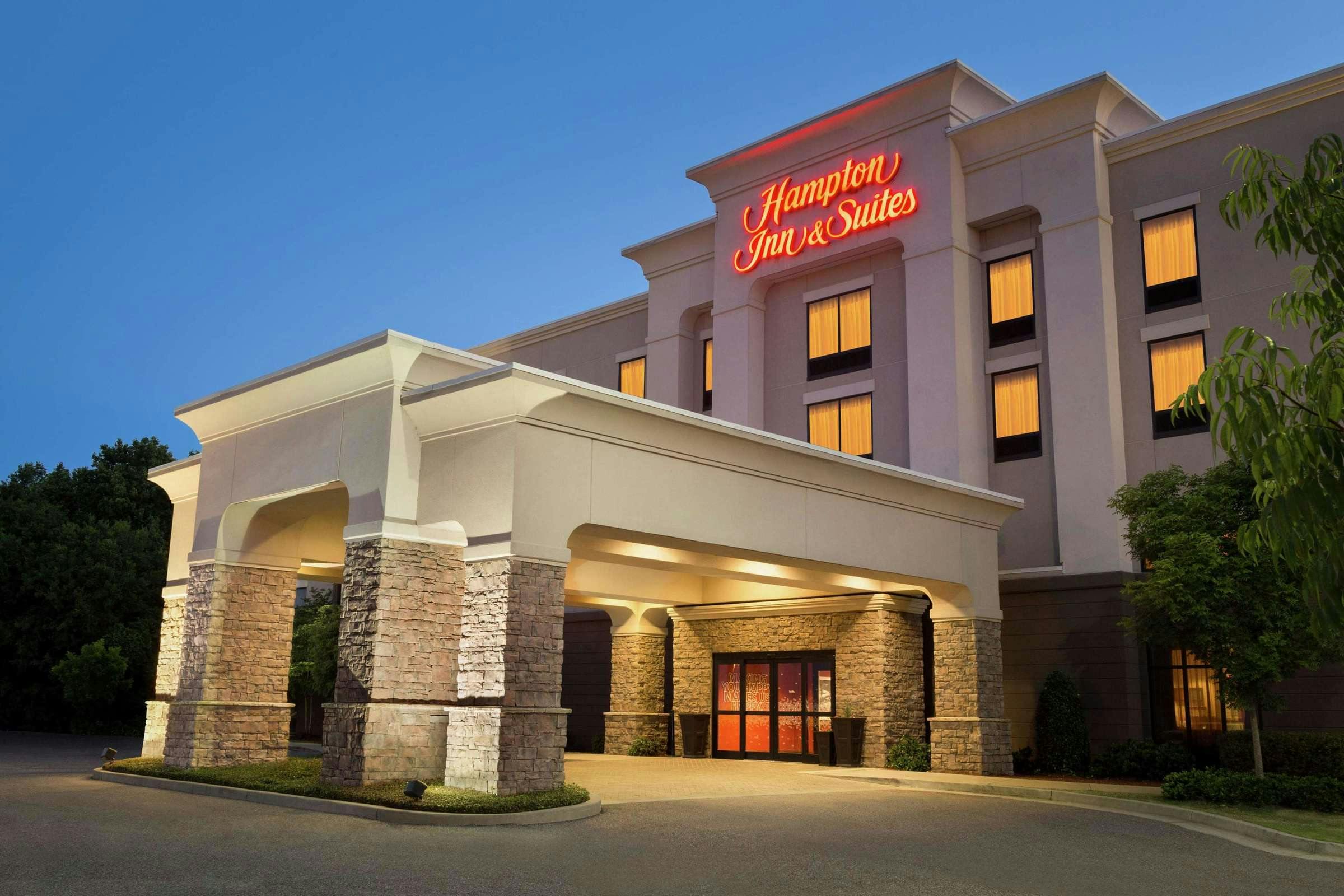 Hotel Hampton Inn & Suites Prattville AL photo 3