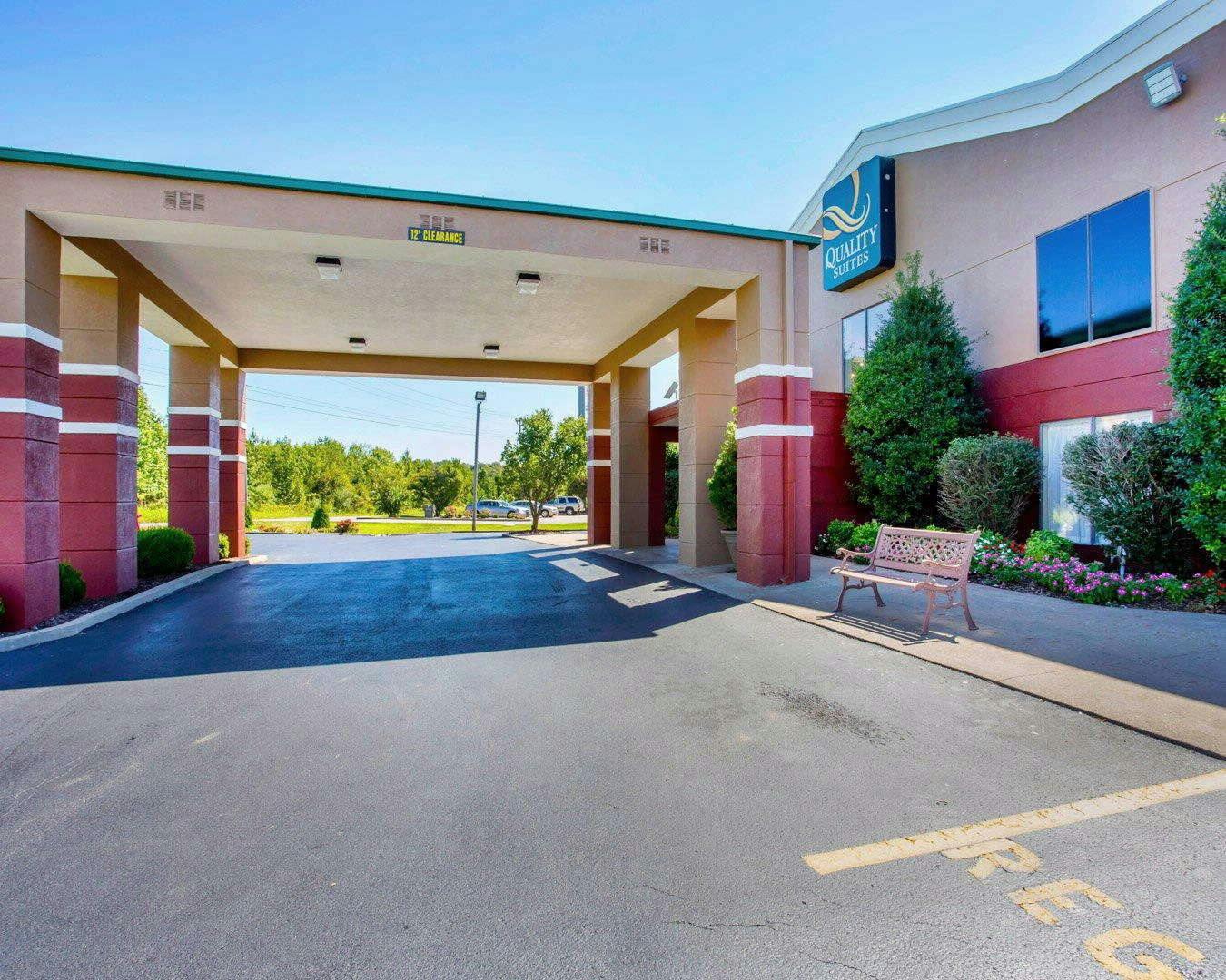 Quality Suites Paducah KY