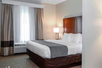 Hotel Comfort Inn & Suites Patriots Point photo 5