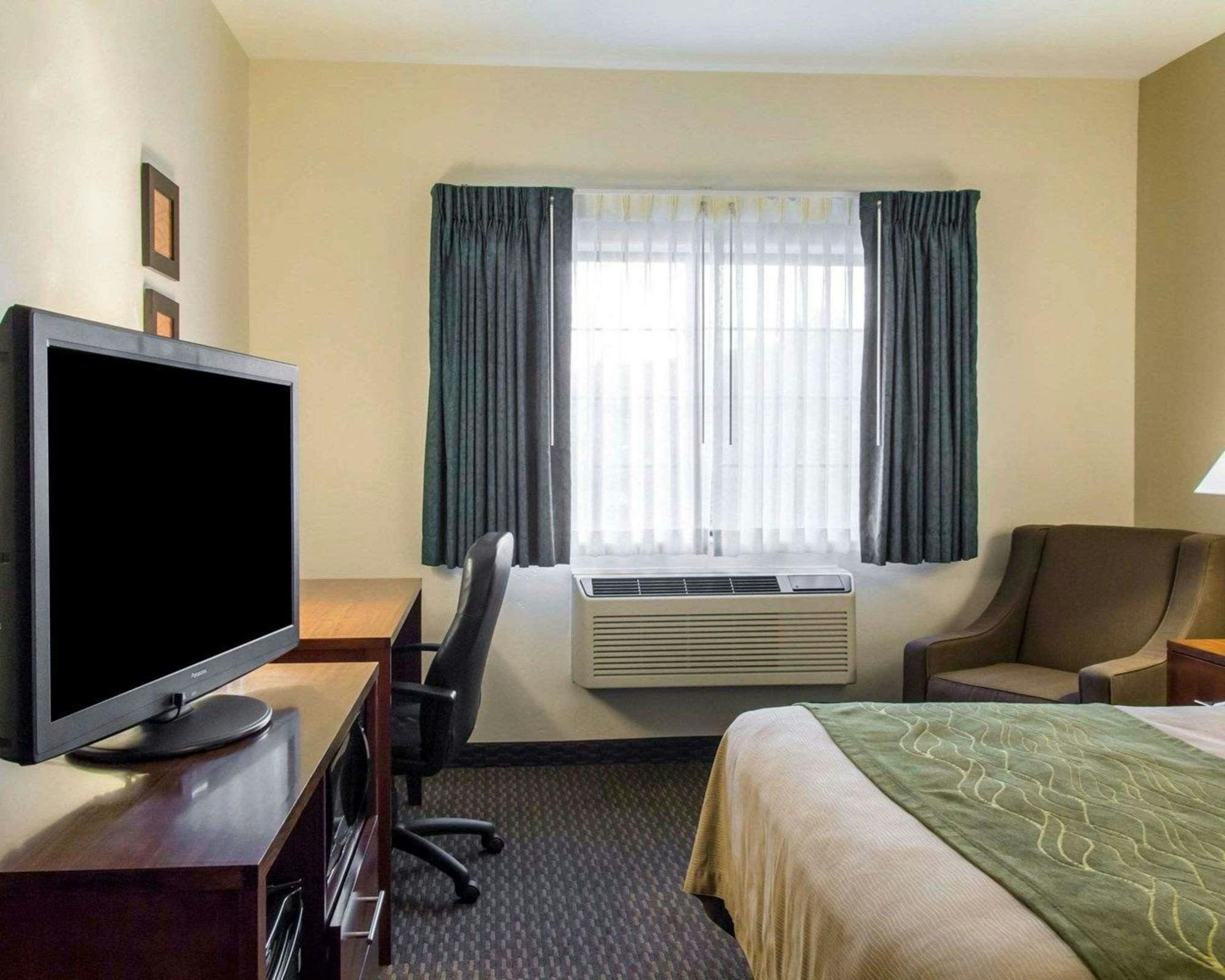 Hotel Quality Inn & Suites Vail Valley photo 4