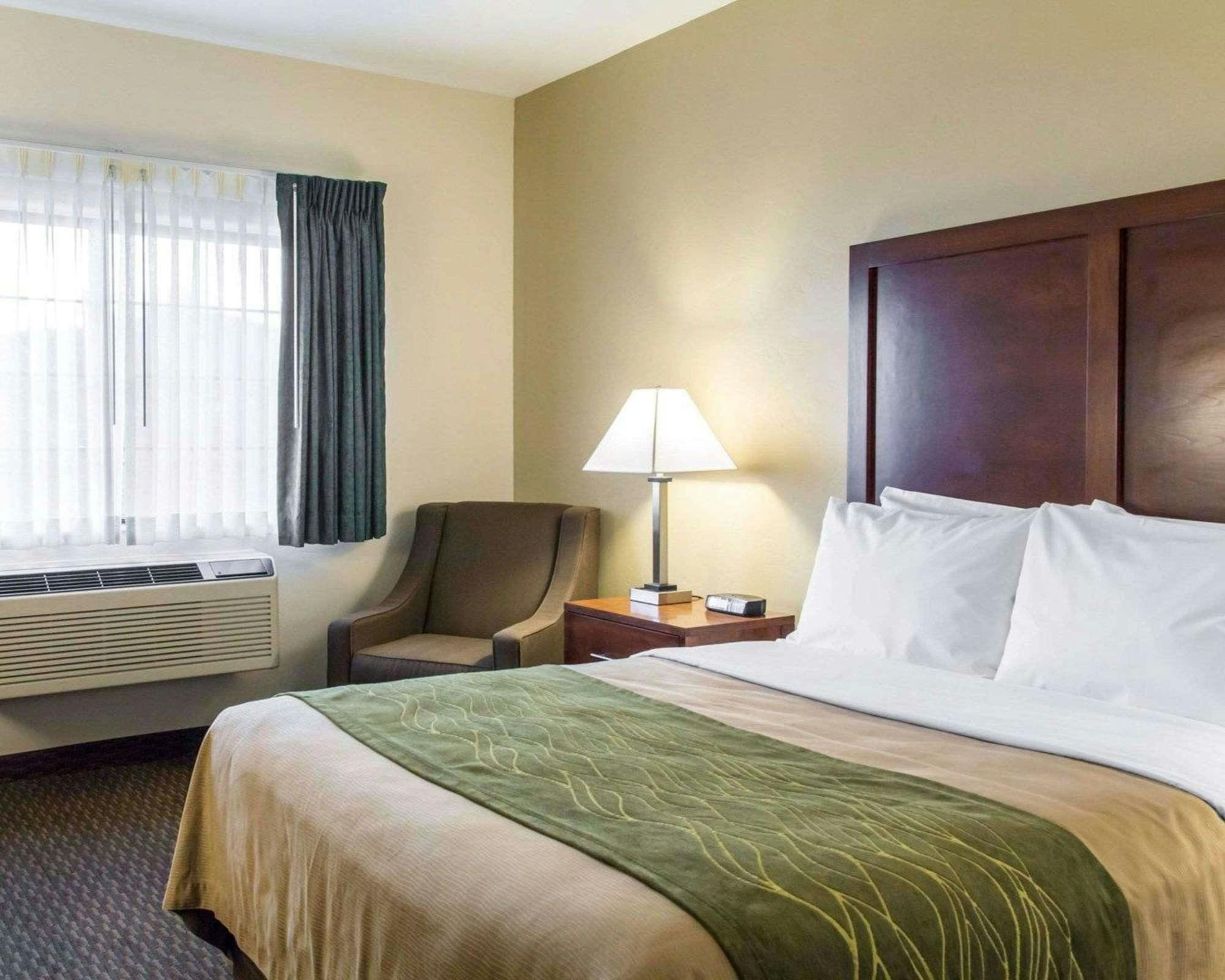 Hotel Quality Inn & Suites Vail Valley photo 5