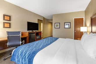 Hotel Comfort Inn Aikens Center photo 2
