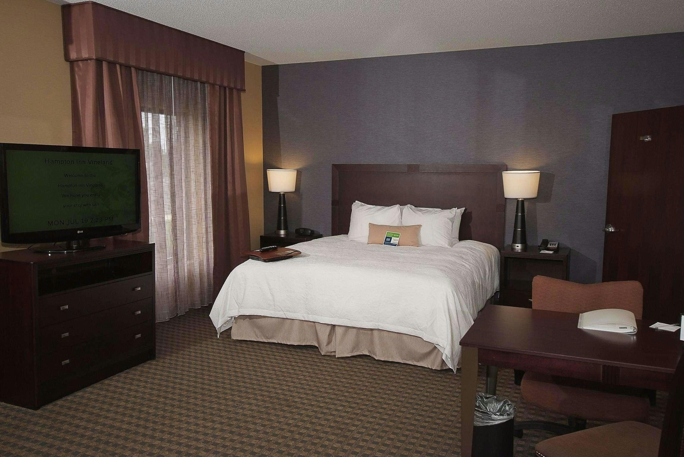 Hotel Hampton Inn And Suites Vineland photo 1