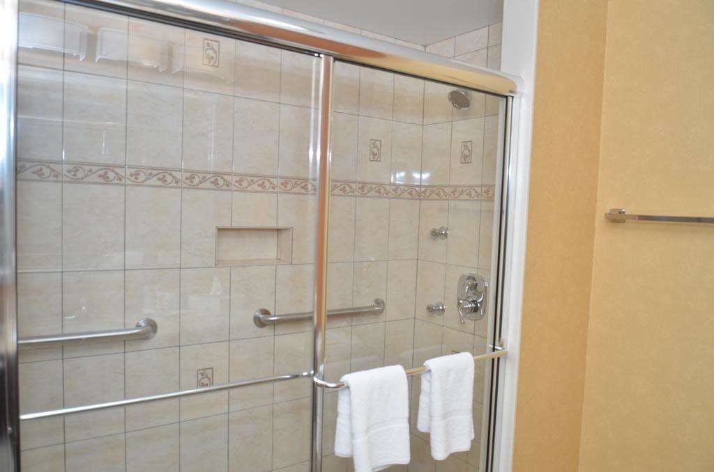 Quality Inn Near Walden Galleria Mall