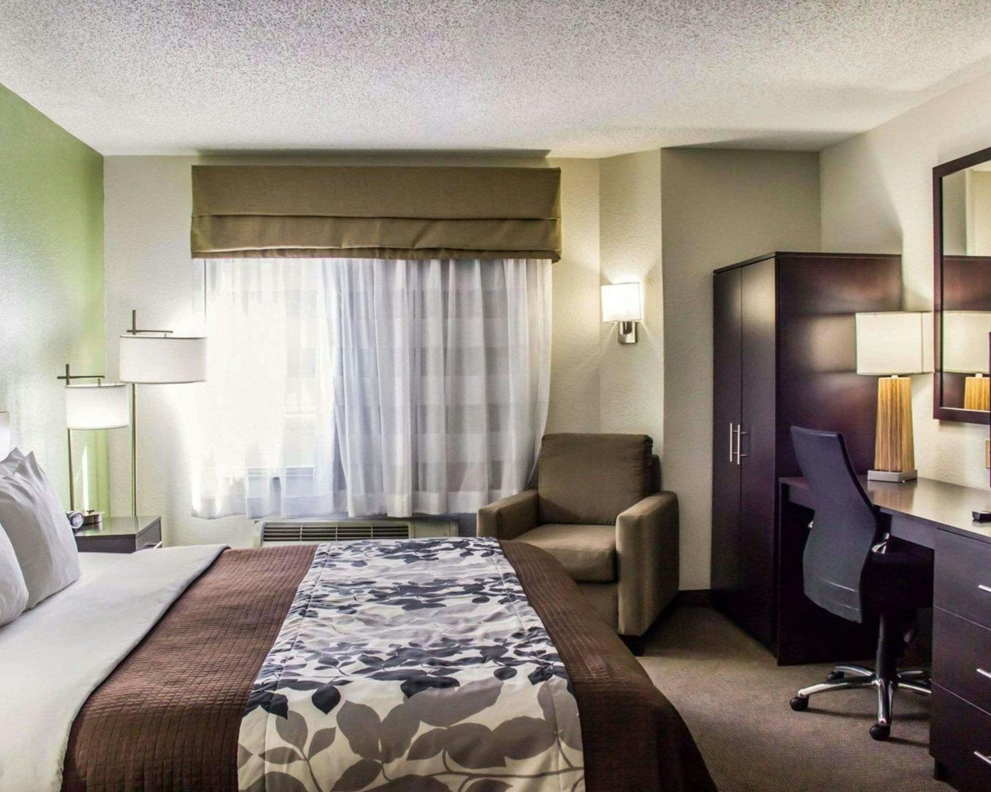 Hotel Sleep Inn Fayetteville I-95 photo 5