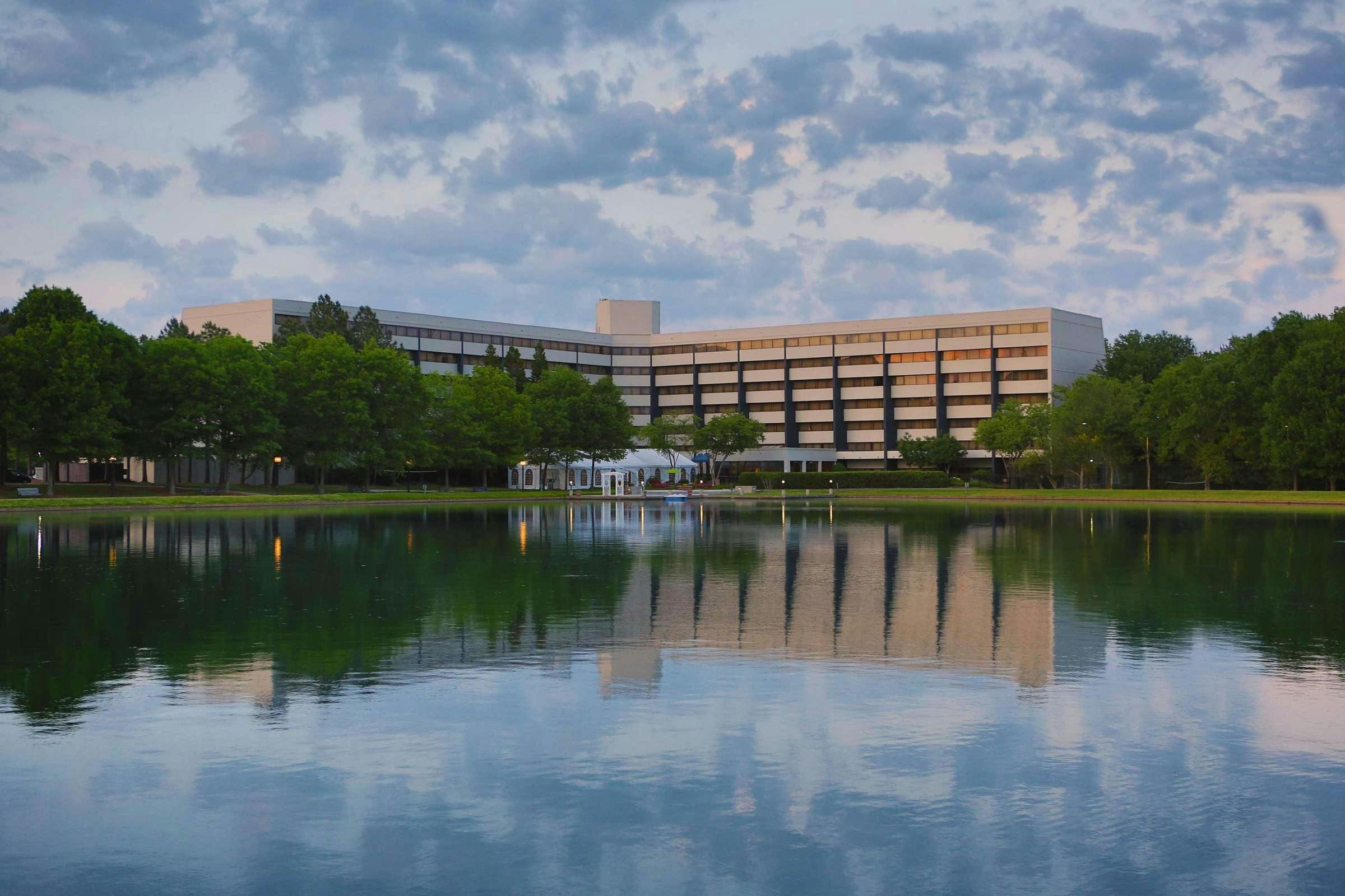 DoubleTree Suites by Hilton Raleigh - Durham