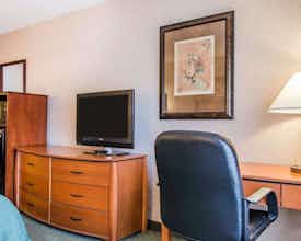 Hotel Quality Inn & Suites Twin Falls North photo 2