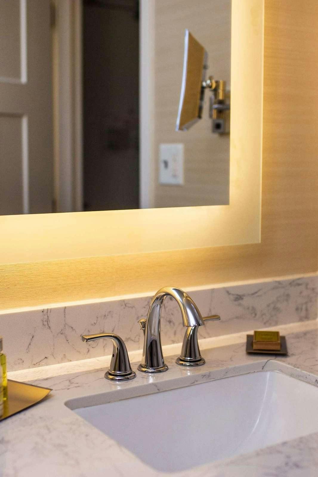 Hotel DoubleTree by Hilton Neenah photo 3