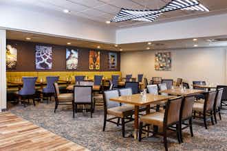 Hotel Doubletree By Hilton Neenah photo 5