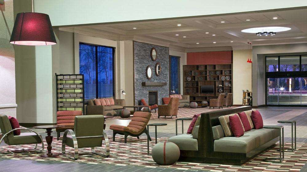 Hotel Four Points by Sheraton Bentonville photo 4