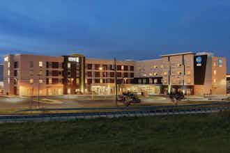 Hotel Tru by Hilton Williamsville Buffalo Airport photo 2