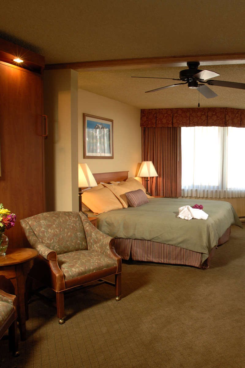 Hotel The Grand Lodge Crested Butte Hotel & Suites photo 1