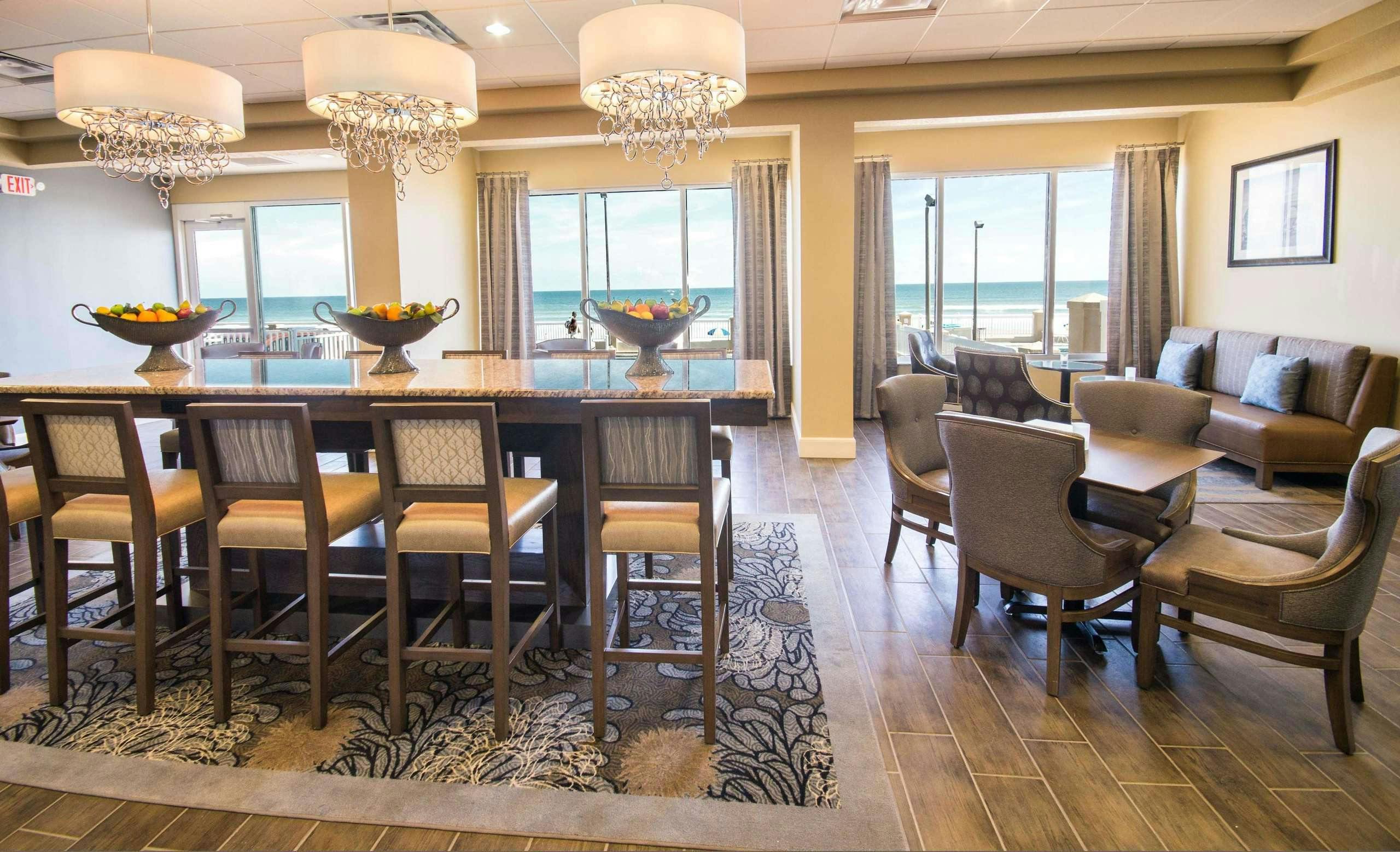 Hotel Hampton Inn Daytona Shores - Oceanfront photo 3