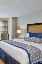 Hotel The Westshore Grand, A Tribute Portfolio Hotel photo 1