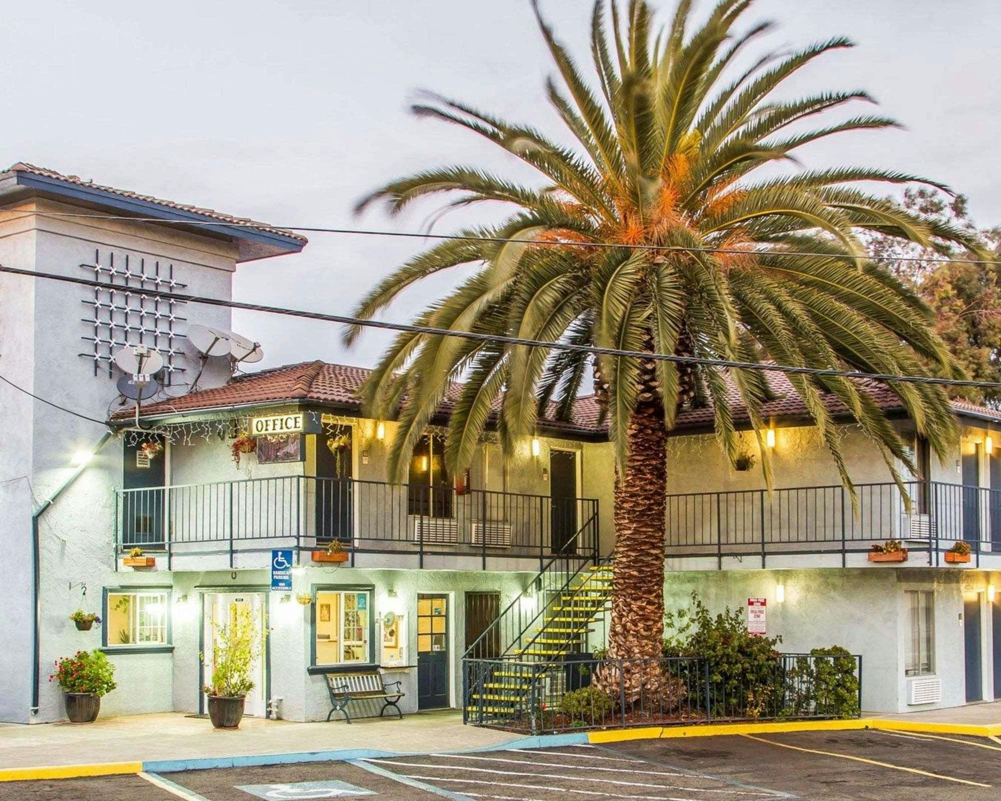 Hotel Rodeway Inn photo 1