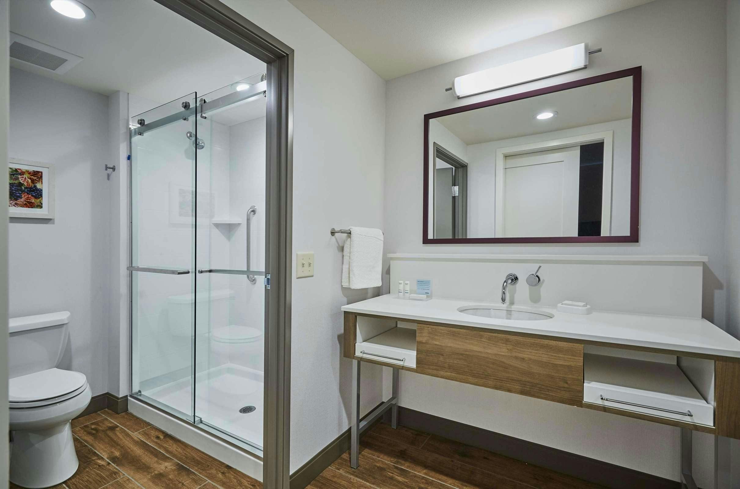 Hotel Hampton Inn and Suites Roseburg photo 3