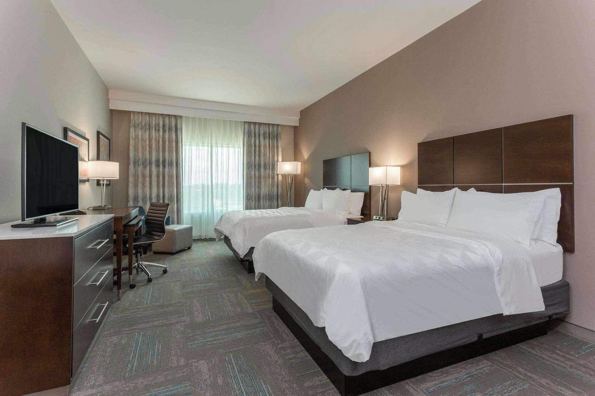 Hotel Holiday Inn & Suites Jefferson City photo 5