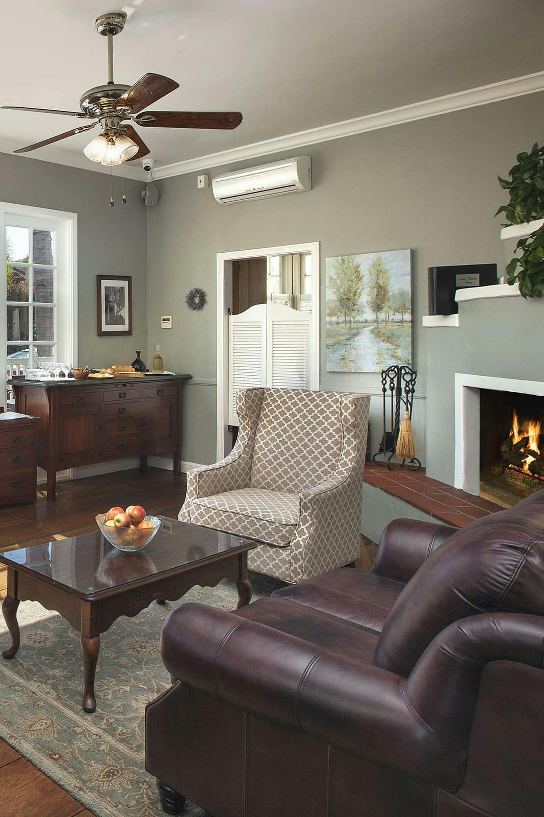 Hotel Lavender Inn by the Sea photo 3