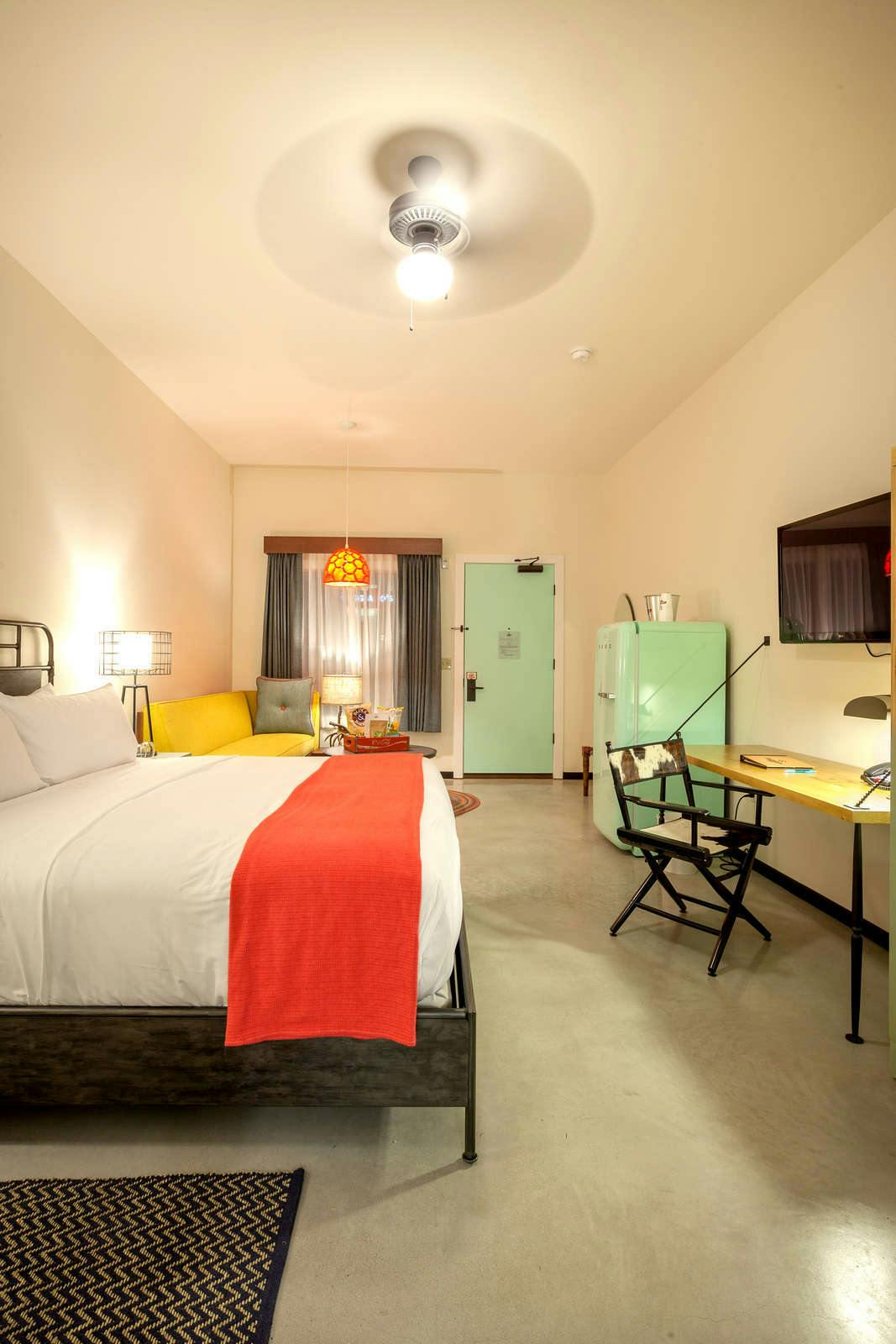 Hotel Lone Star Court, by Valencia Hotel Group photo 3