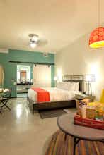 Hotel Lone Star Court, by Valencia Hotel Group photo 2