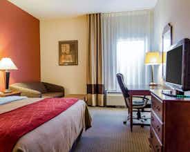 Hotel Comfort Inn & Suites York North photo 1