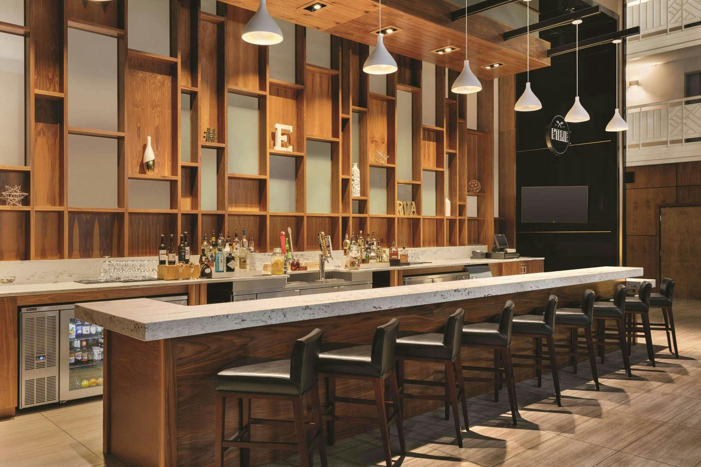 Hotel Embassy Suites by Hilton Richmond photo 2