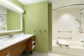 Hotel Home2 Suites By Hilton Saratoga Malta photo 3
