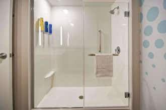 Hotel Tru by Hilton Salt Lake City Airport photo 5