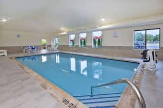 Hotel Comfort Inn & Suites Taylor - Detroit photo 5