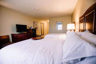 Hotel Hampton Inn & Suites Minot Airport photo 4