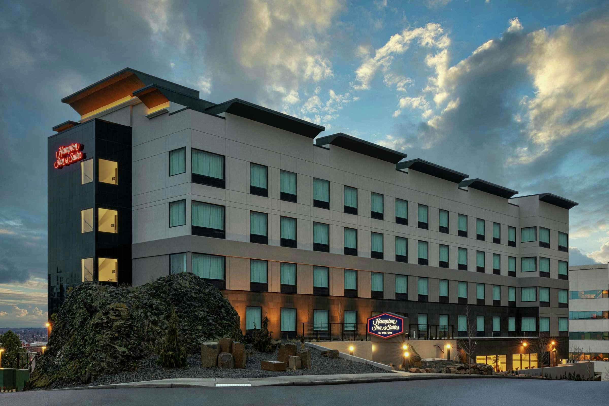 Hotel Hampton Inn & Suites Spokane Downtown-South photo 2