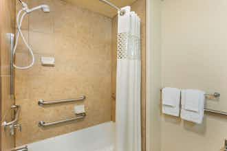 Hotel Hampton Inn & Suites Pharr photo 3