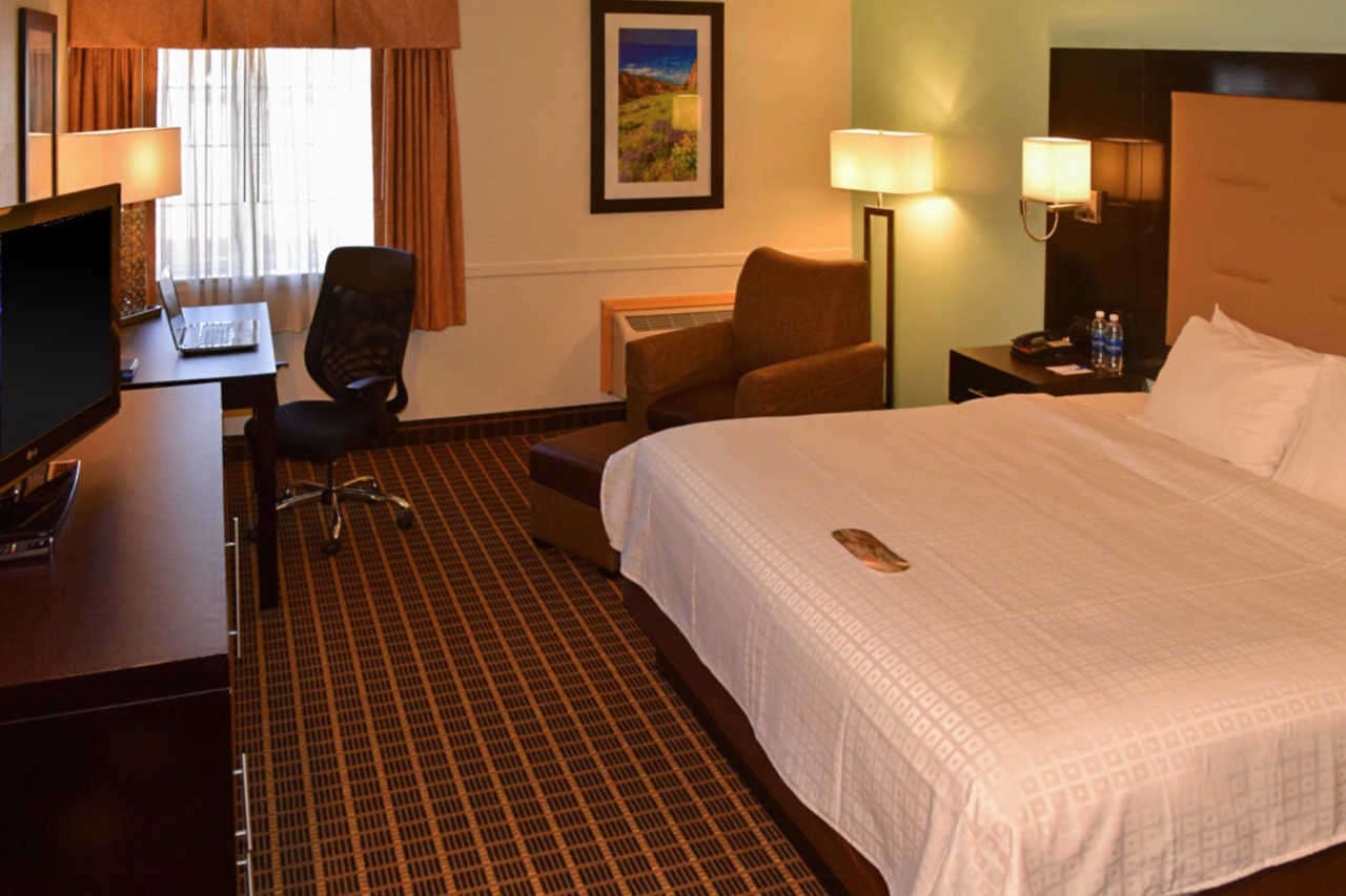 Hotel Four Points by Sheraton Rock Springs photo 3