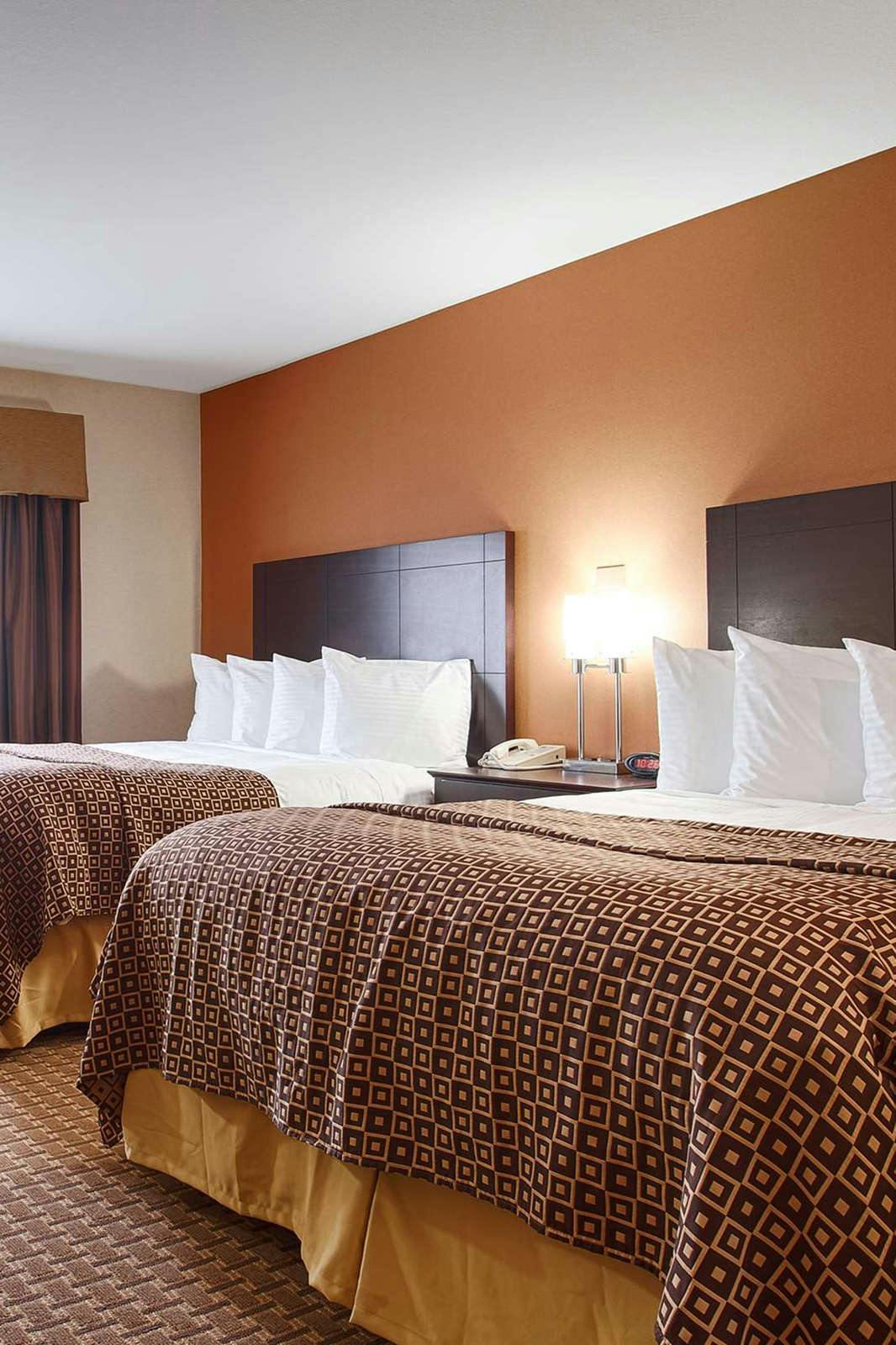 Hotel Best Western Concord Inn & Suites photo 1