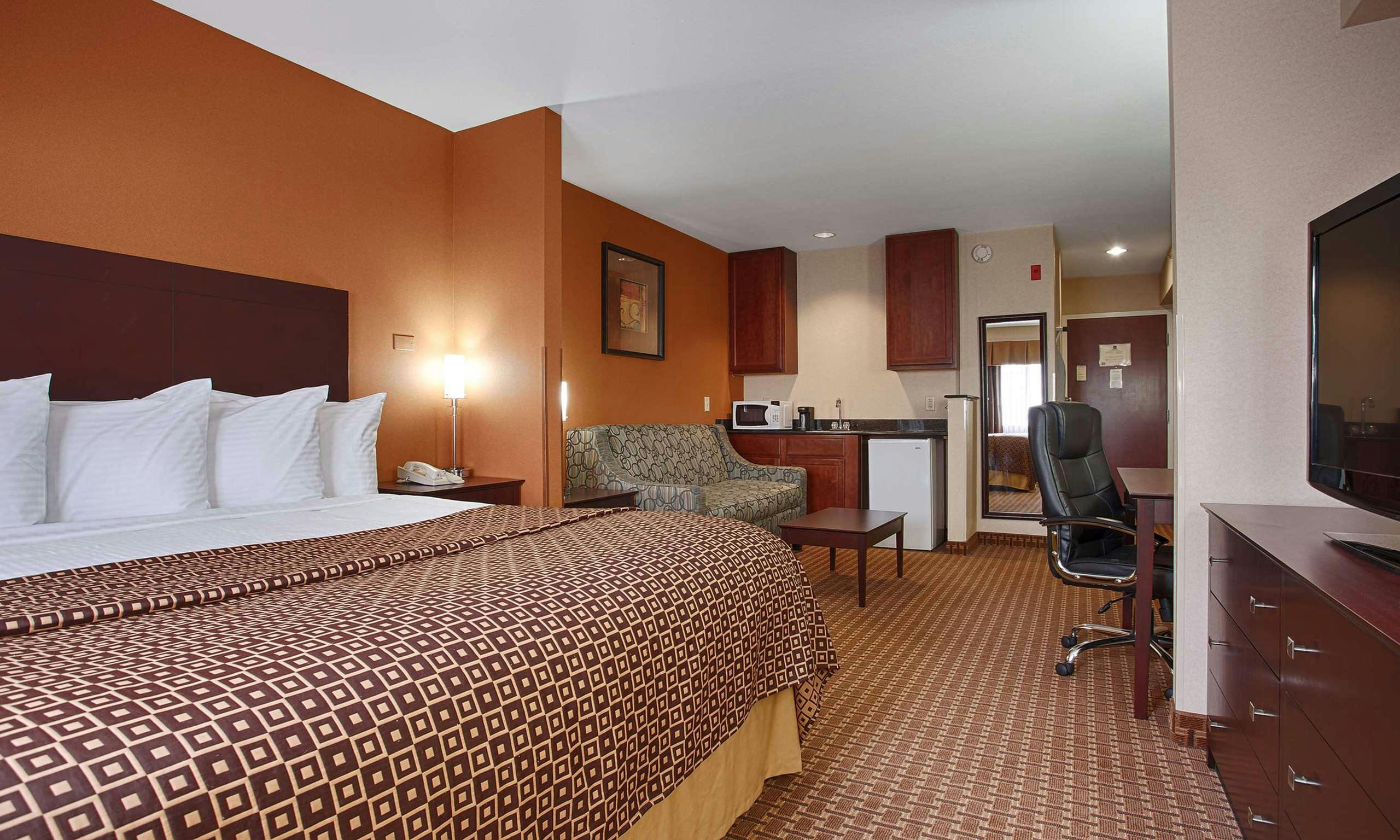 Best Western Concord Inn & Suites