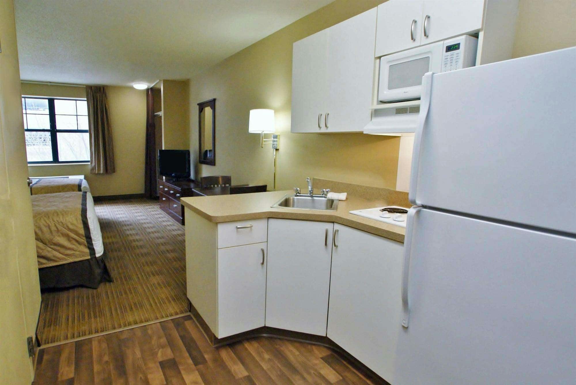 Hotel Extended Stay America Cincinnati - Covington photo 2