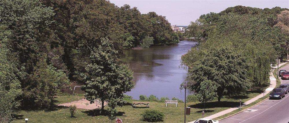 Hotel The Breakers Hotel &amp; Suites photo 3