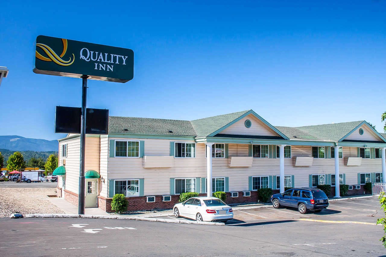 Hotel Quality Inn Grants Pass, OR photo 1