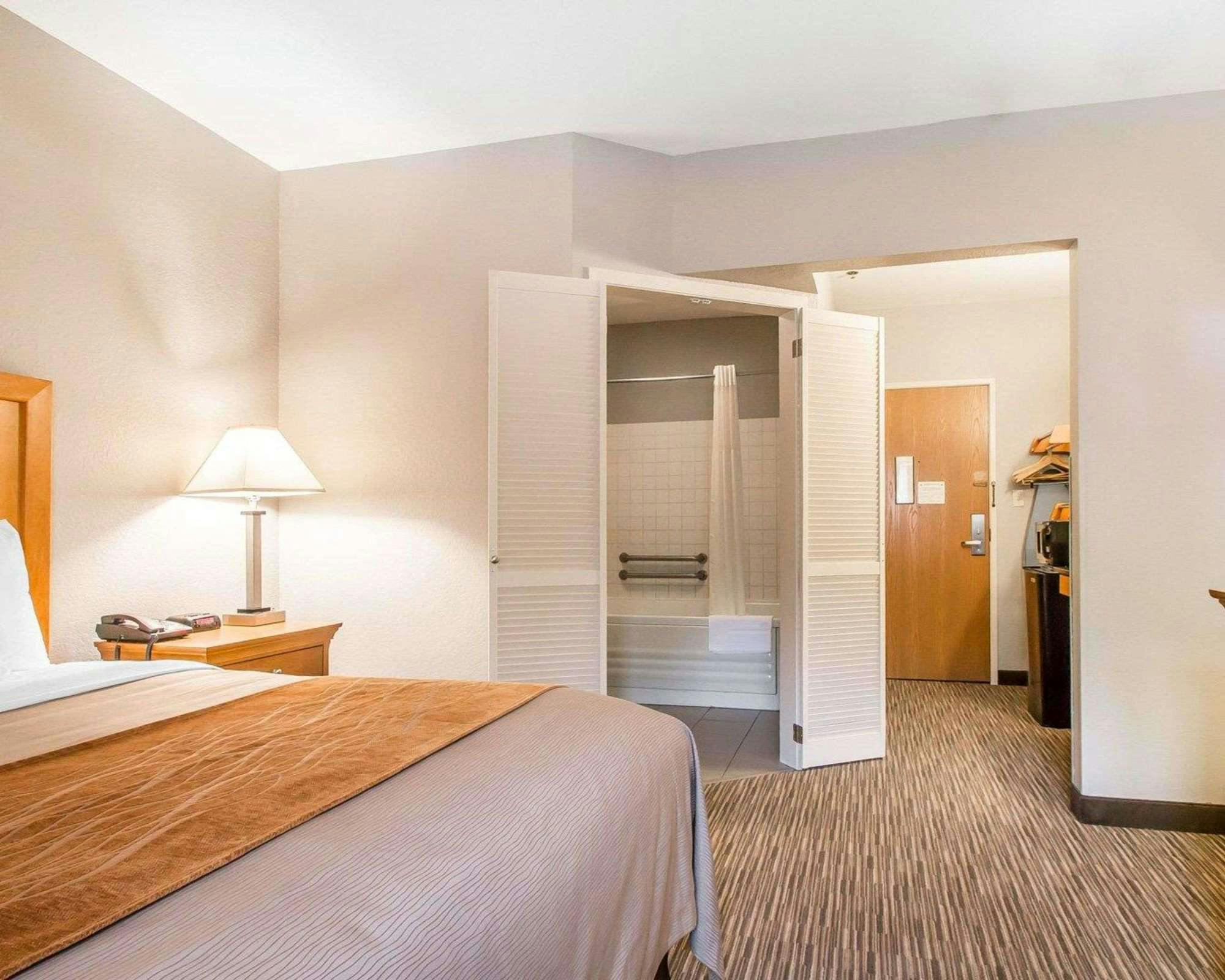 Hotel Comfort Inn South - Springfield photo 2