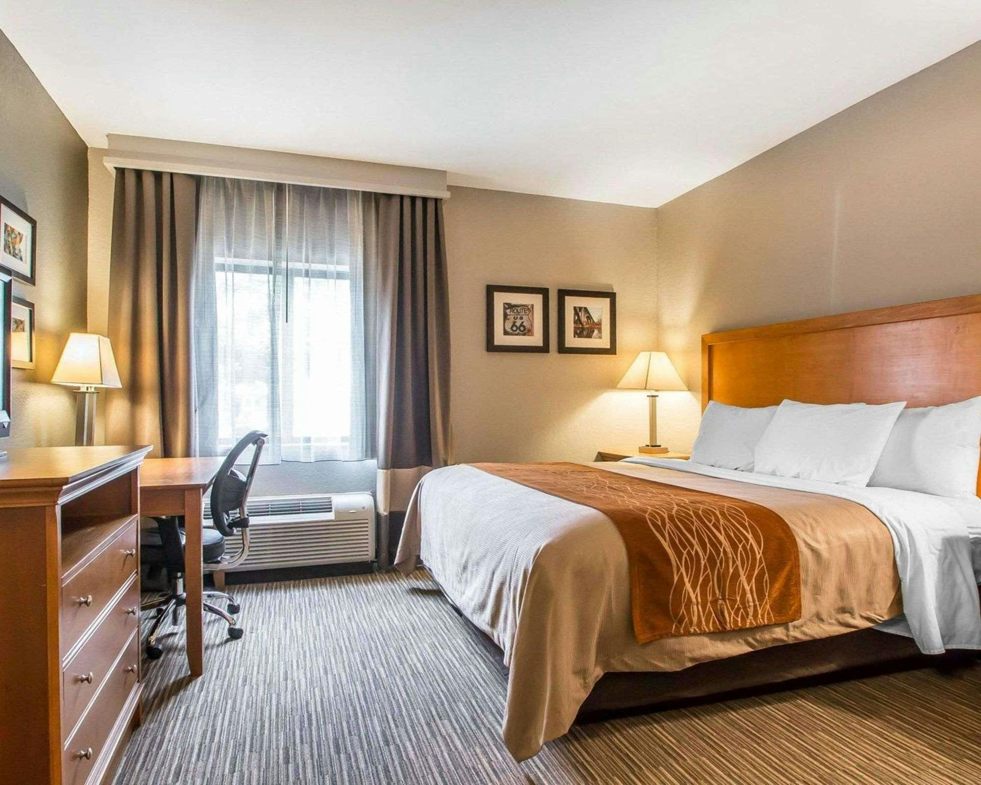 Hotel Comfort Inn South - Springfield photo 1