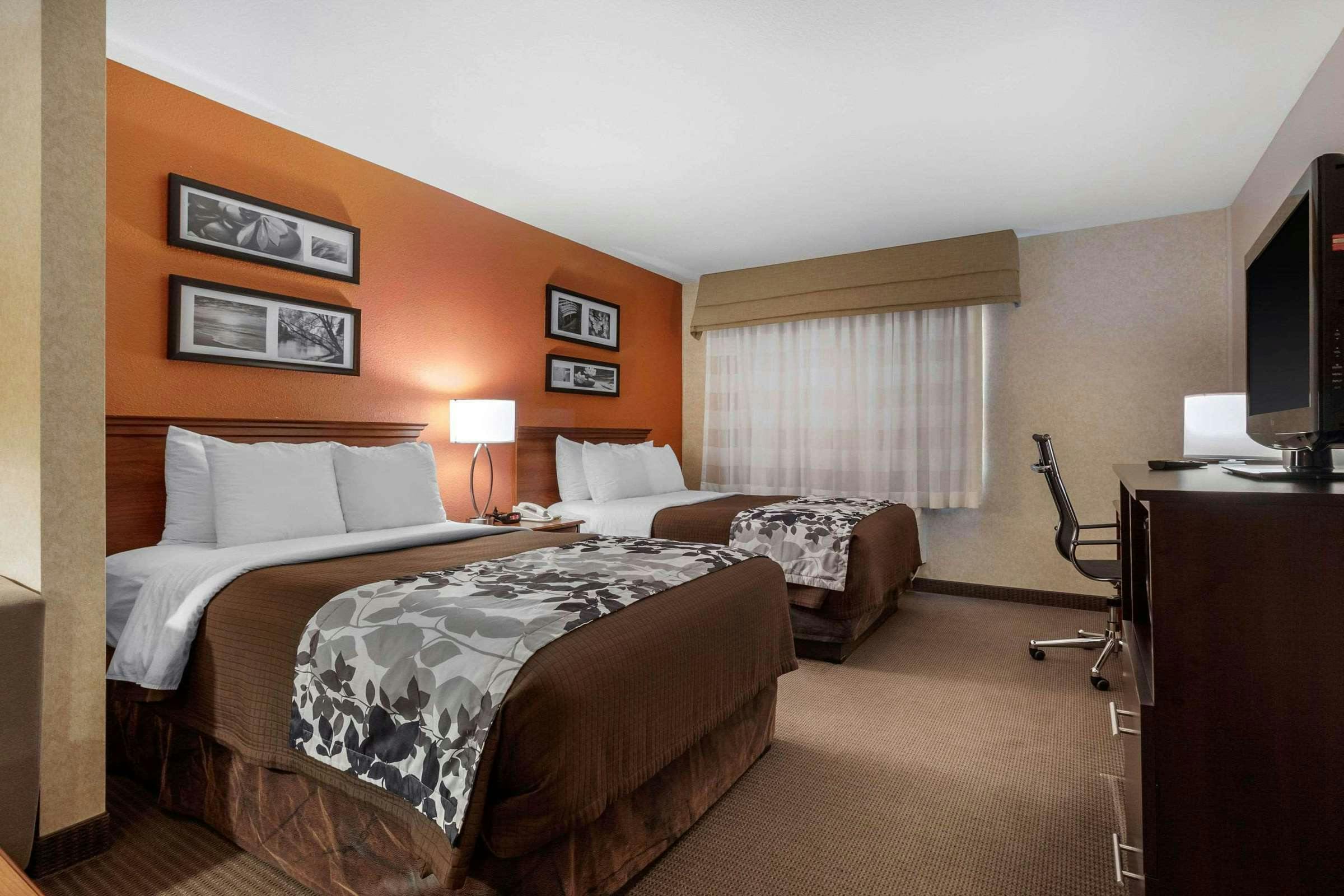 Hotel Sleep Inn & Suites Hays I-70 photo 3