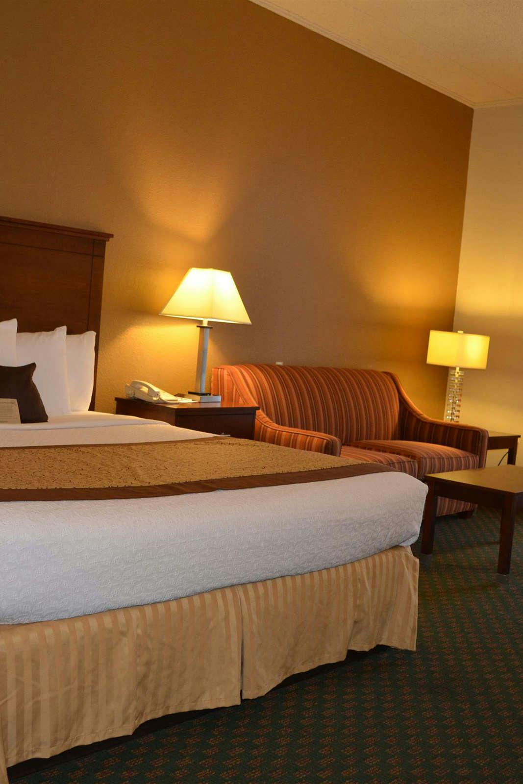 Hotel Best Western Plus Governor's Inn photo 2