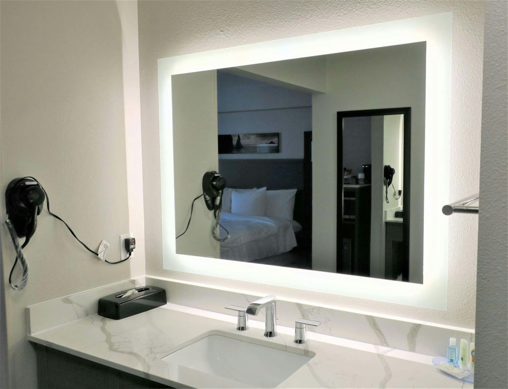 Hotel Quality Inn and Suites Pacific Auburn photo 2