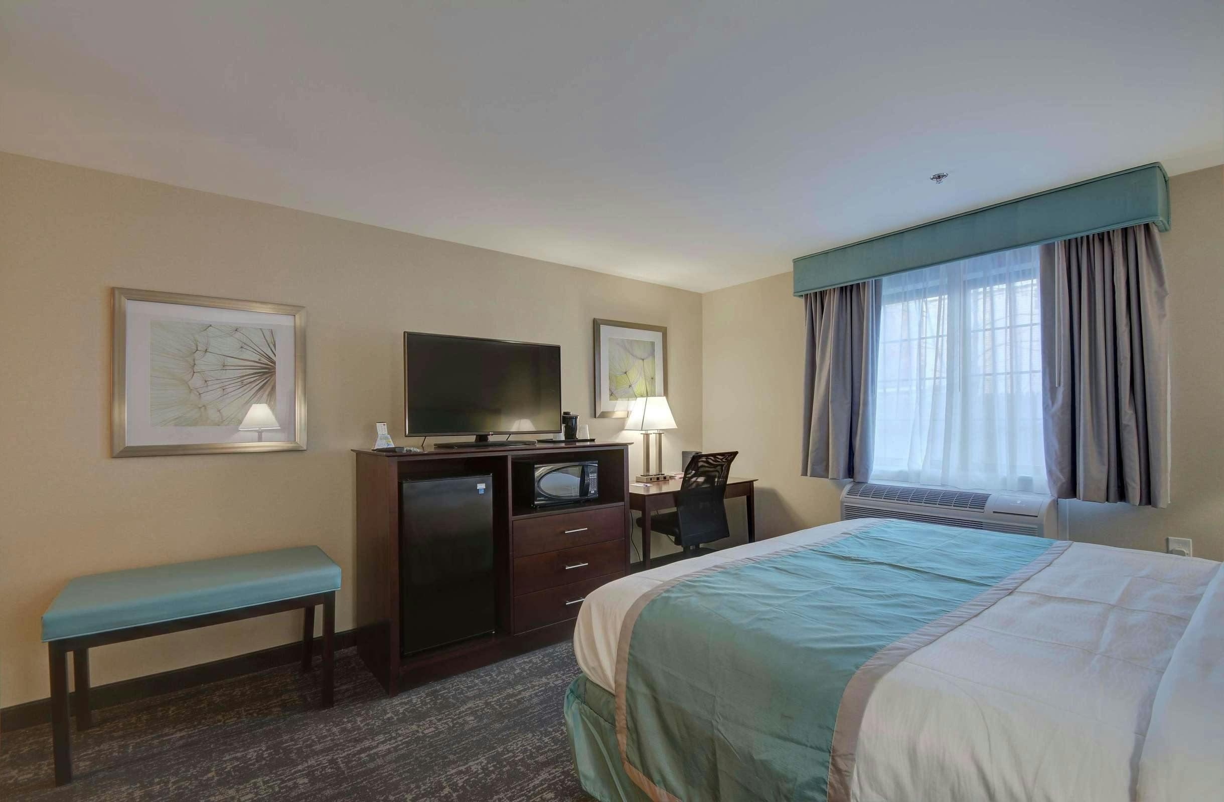 Hotel Best Western Hampshire Inn And Suites Seabrook photo 1