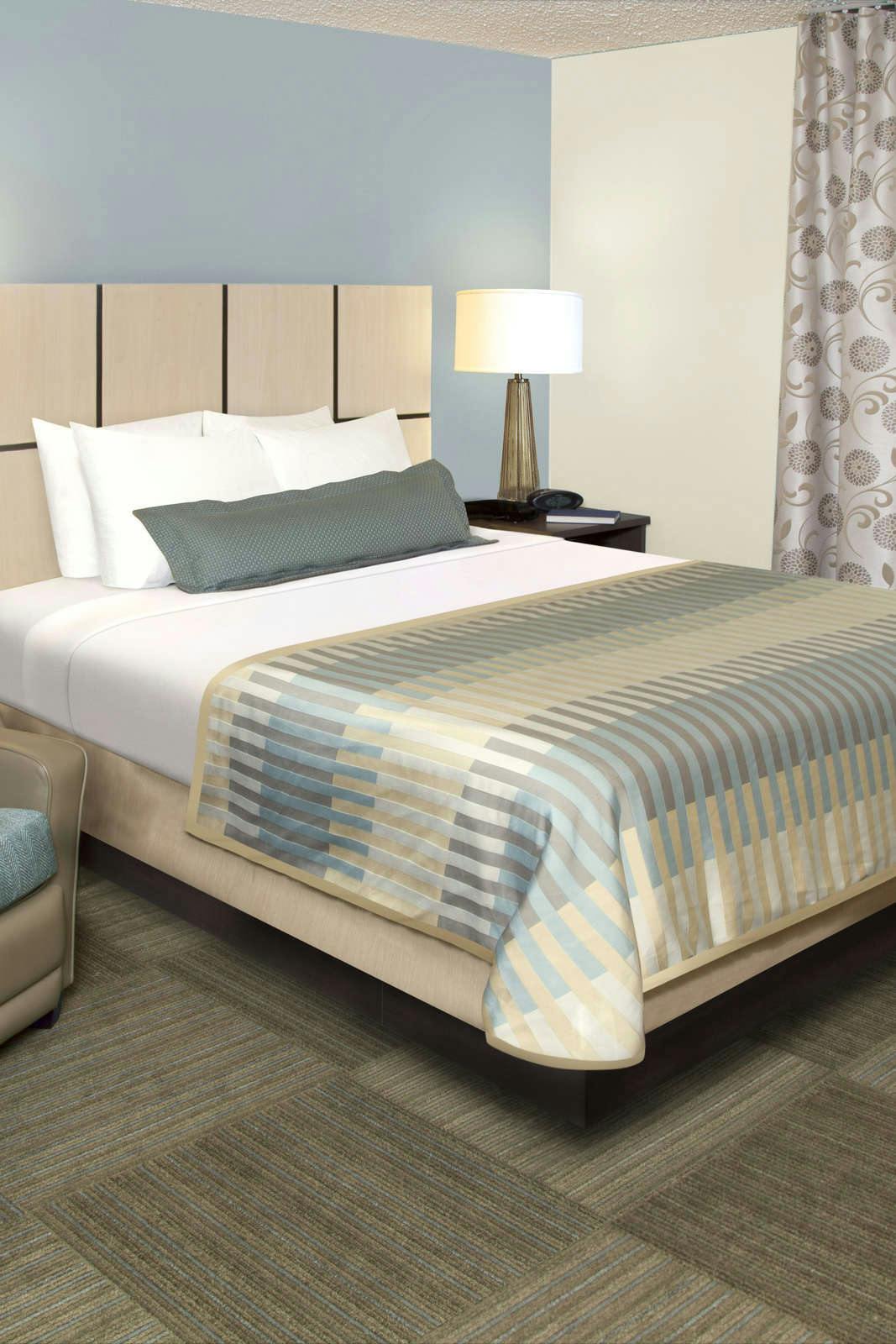 Hotel Candlewood Suites College Station At University photo 1